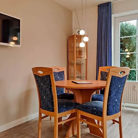 Ferienwohnung-5-mit-terrasse-friesenhus-weisse-moewe-duhnen Cuxhaven